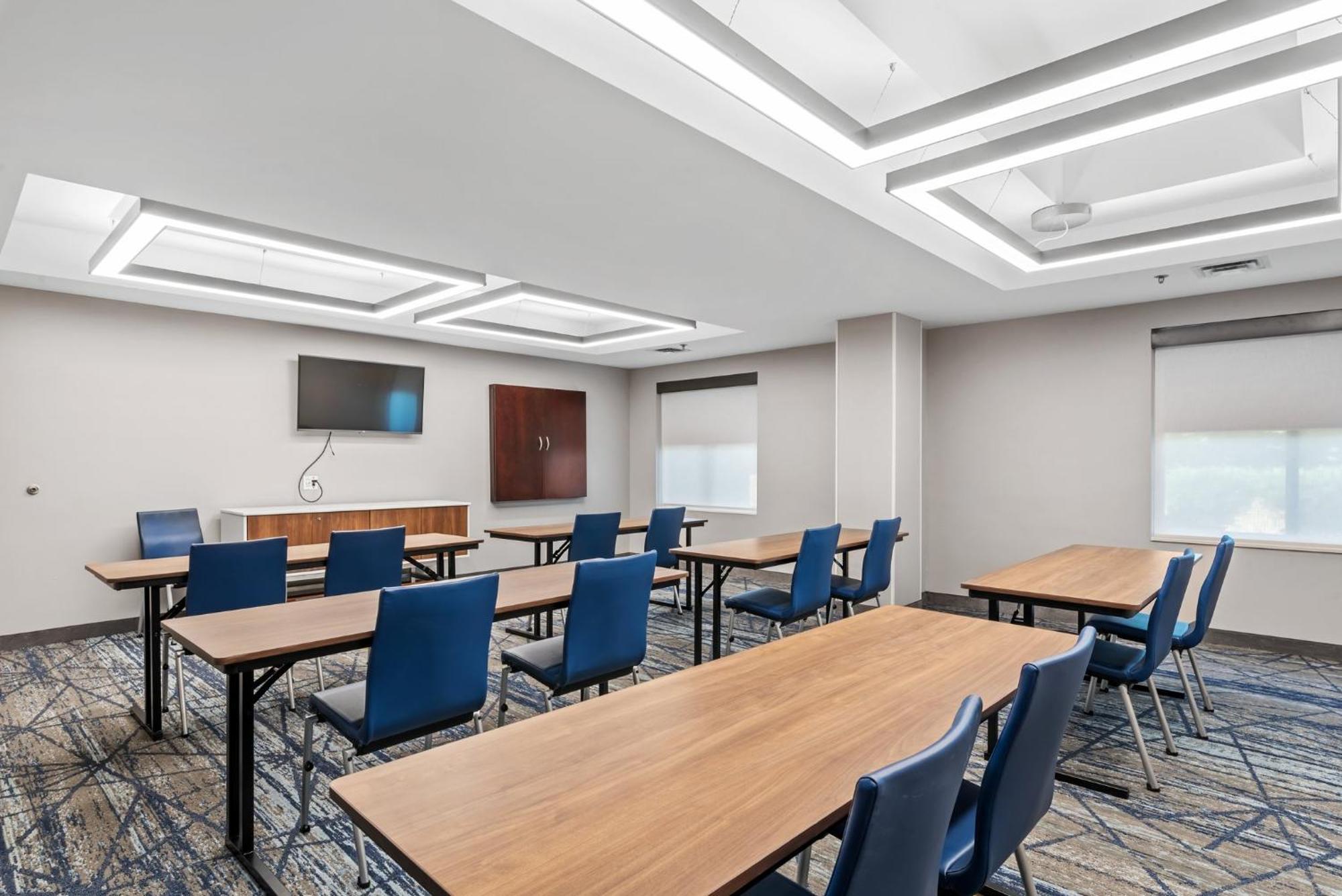 Holiday Inn Express & Suites Maumelle By Ihg Ngoại thất bức ảnh
